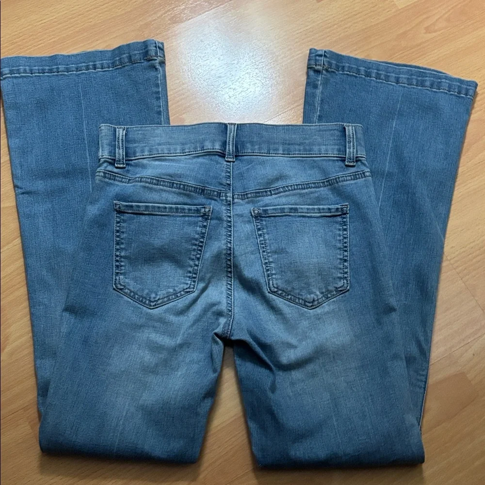 Gloria Vanderbilt Light Blue High Rise Flare Jeans Size 4P - Picture 8 of 12